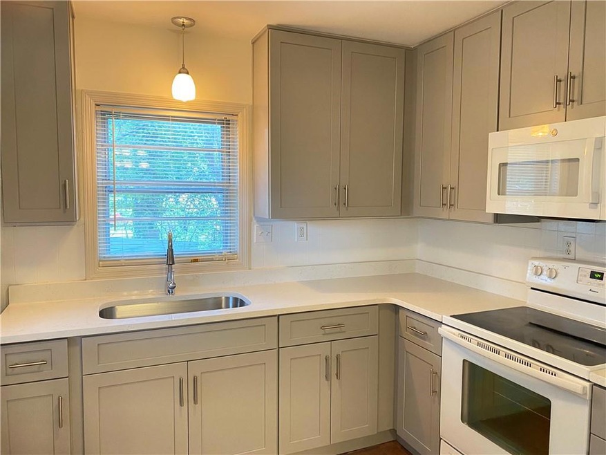 375 Hurt Rd SE unit 220, Smyrna, GA 30082 - photo 1