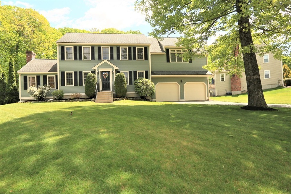 55 Hillando Dr, Shrewsbury, MA 01545 - photo 1