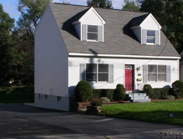 321 Kenwood Ave, Delmar, NY 12054 - photo 1