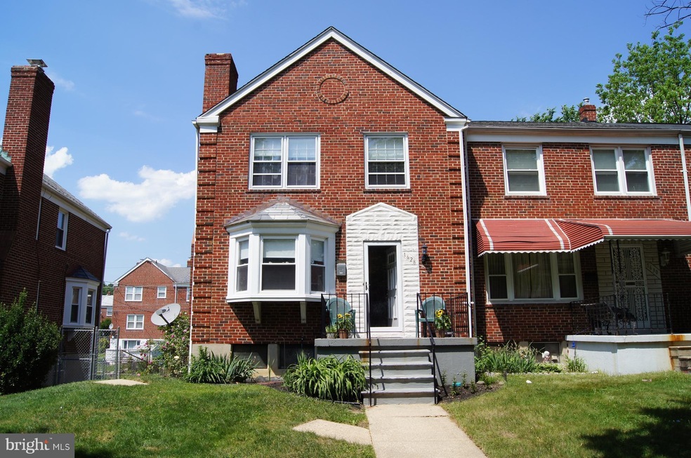 1628 Heathfield Rd, Baltimore, MD 21239 - photo 1