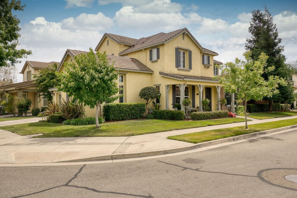 2361 Mendocino Dr, Oakdale, CA 95361 - photo 1