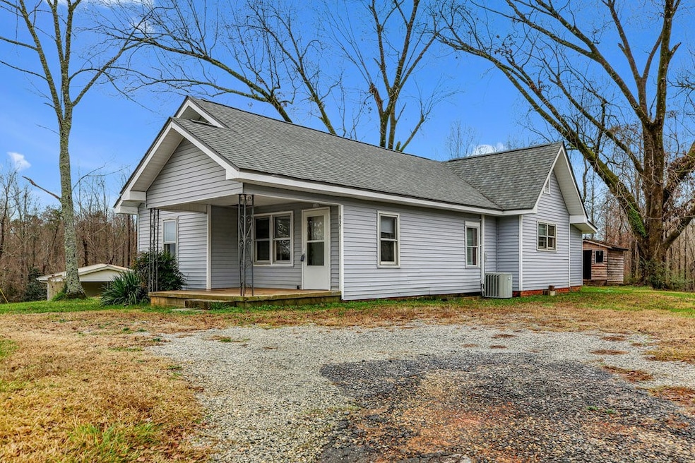 137 S Abbott Rd, Walhalla, SC 29691 - photo 1