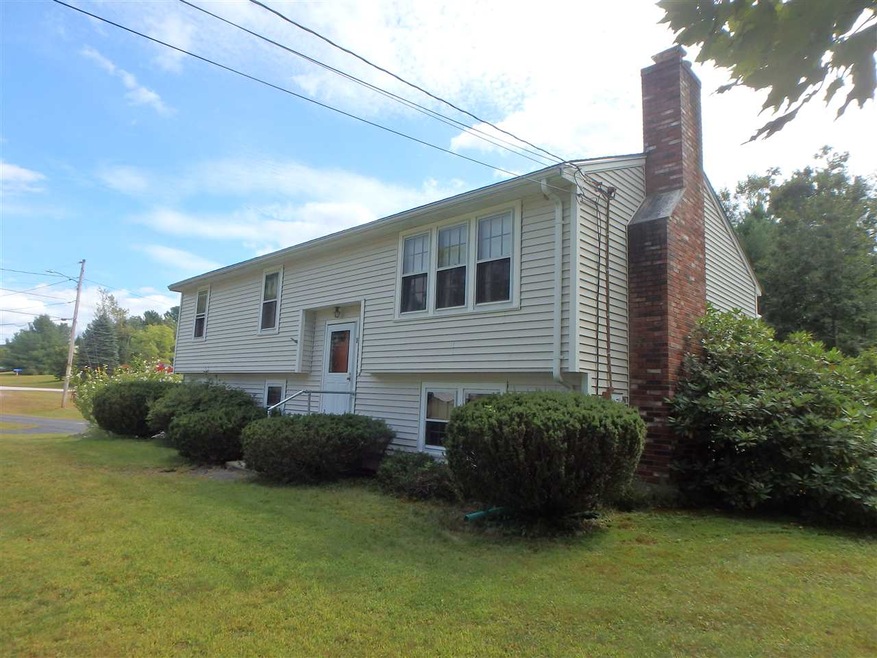 1 Riverbend Rd, Newmarket, NH 03857 - photo 1