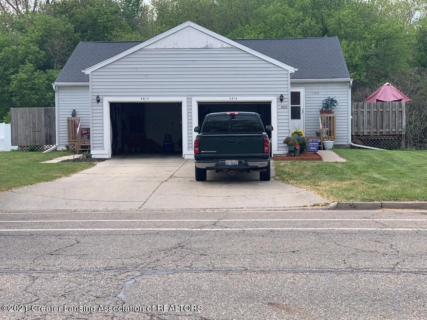 5810 Wise Rd, Lansing, MI 48911 - photo 1