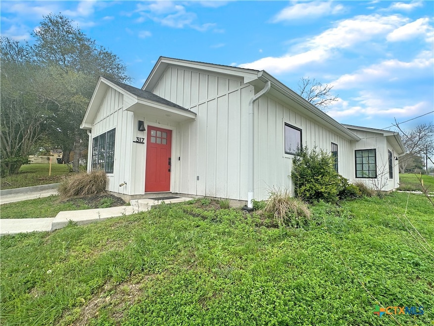 For Rent $1,450/month