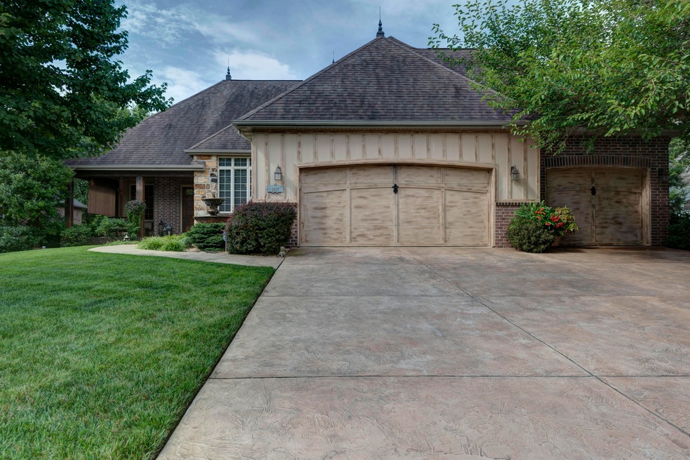 1417 N Rockingham Ave, Nixa, MO 65714 - photo 1