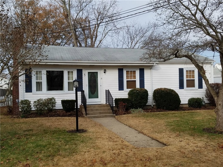 87 Freeman St, Warwick, RI 02886 - photo 1