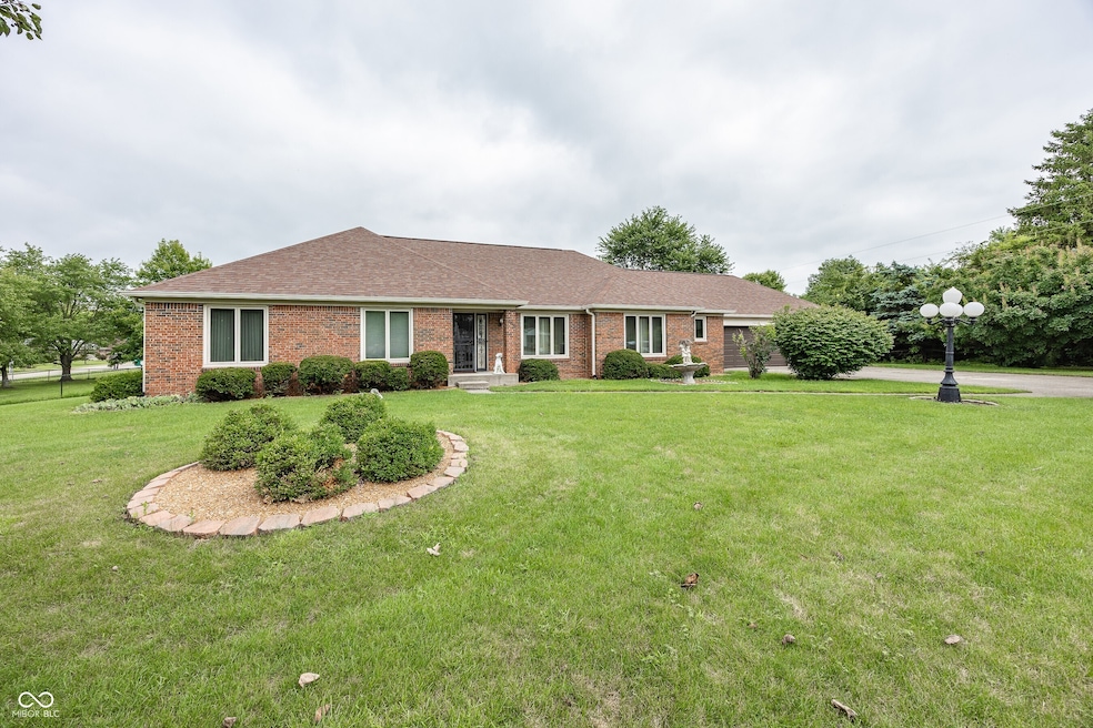 7448 W 100 N, Greenfield, IN 46140 - photo 1