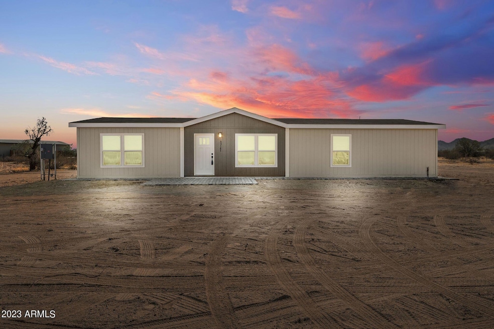 44-web-or-mls-53187-w-century-rd