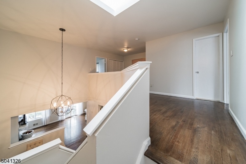 4 Mount Vernon Square, Verona, NJ 07044 - photo 1