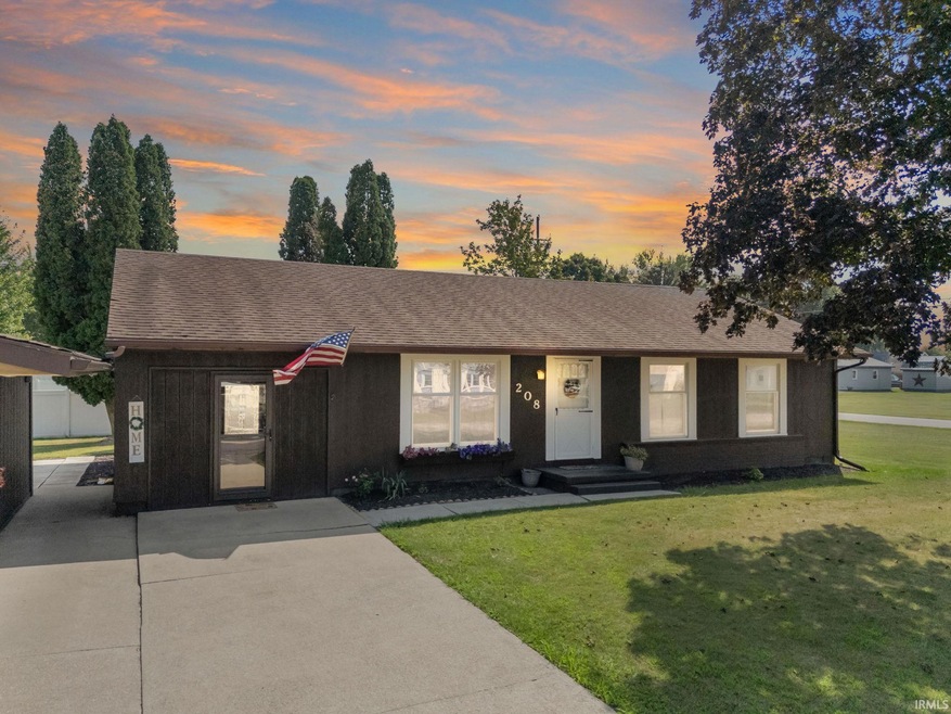 208 E Columbia St, Andrews, IN 46702 - photo 1