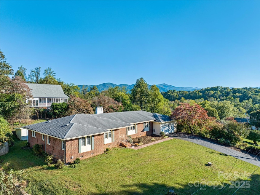 174 Harrell Dr, Lake Junaluska, NC 28745 - photo 1