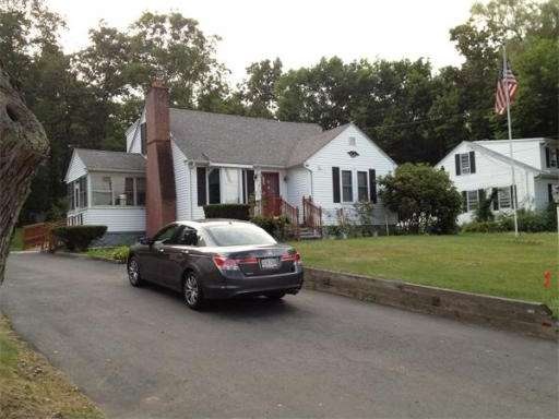 1406 Mammoth Rd, Dracut, MA 01826 - photo 1