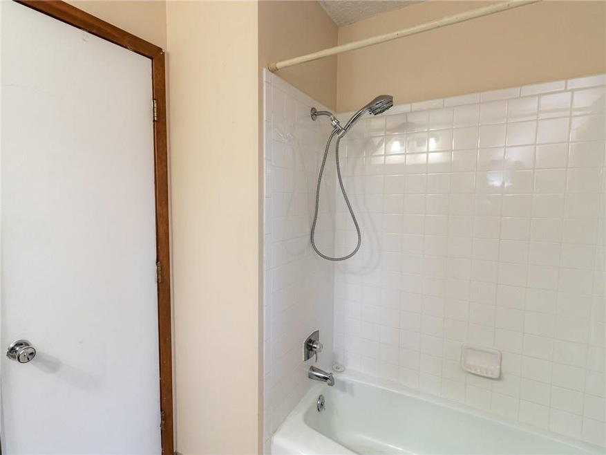 16 Ulverston Dr, Bella Vista, AR 72714 - photo 1