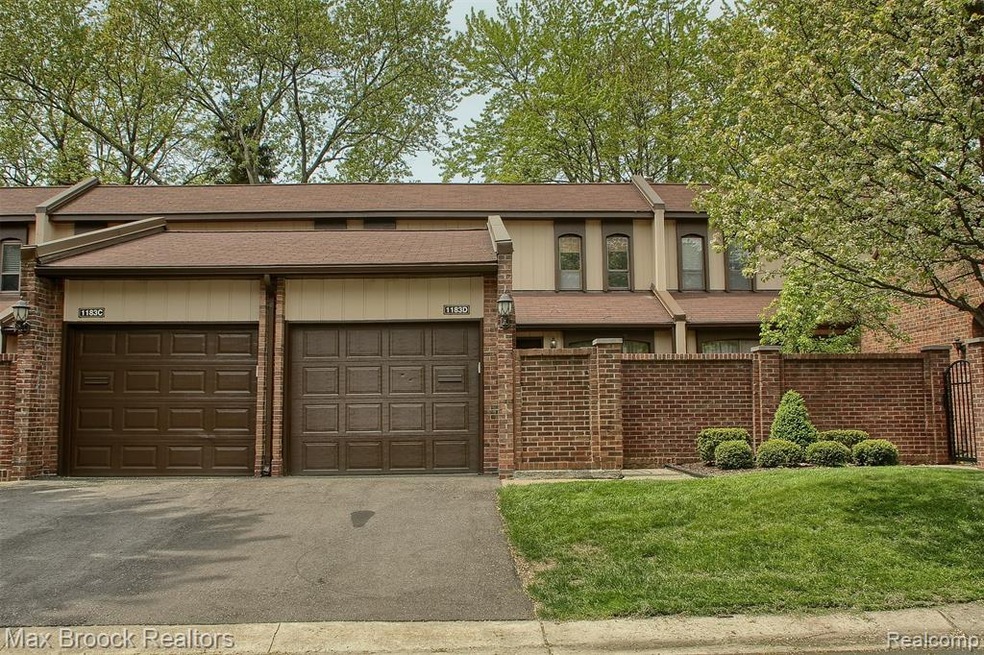 1183 Kirts Blvd unit D, Troy, MI 48084 - photo 1