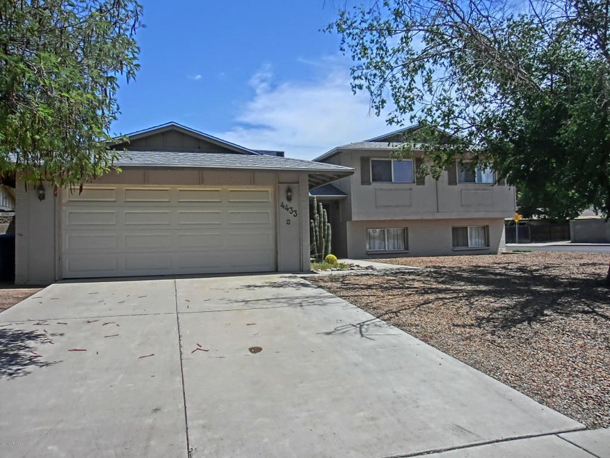 Spacious 4 Bedroom Tempe Tri-level Home