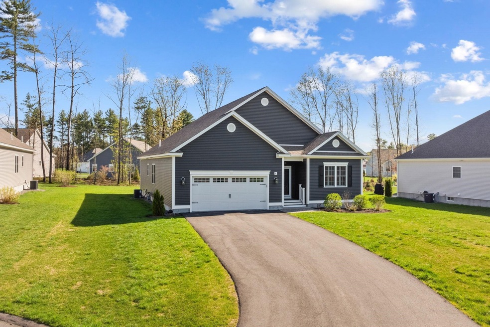 4 Cornucopia Cir, Londonderry, NH 03053 - photo 1