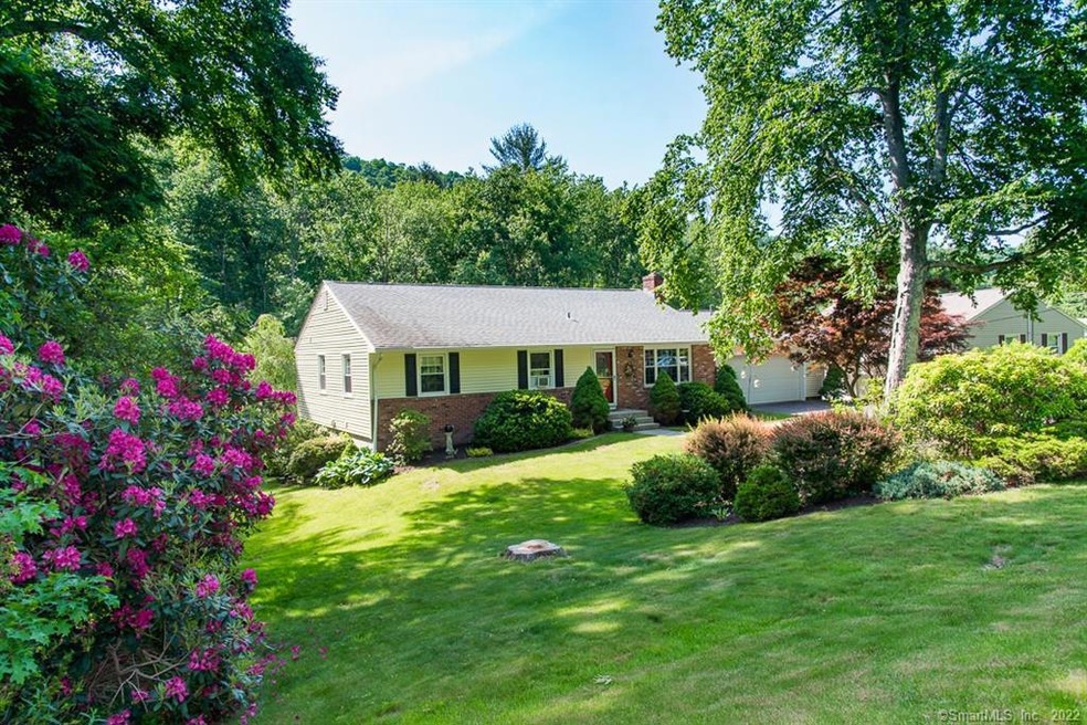 481 Mountain Rd, Cheshire, CT 06410 - photo 1