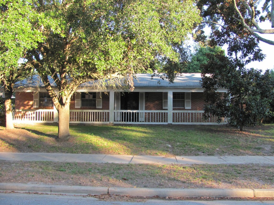 FRONT OF HOUSE