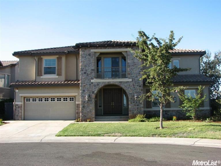 Live in luxury. This beautiful 5,589 sq ft home ha