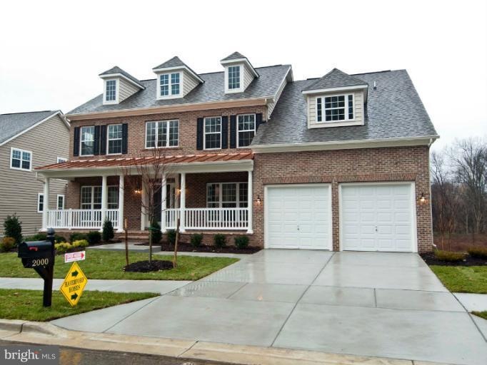 2000 Lake Forest Dr, Upper Marlboro, MD 20774 - photo 1
