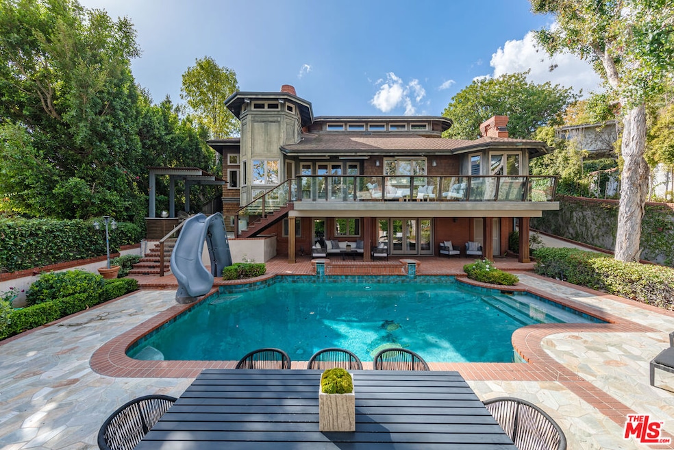 Sold $5,740,000 • Co-Listing Agent