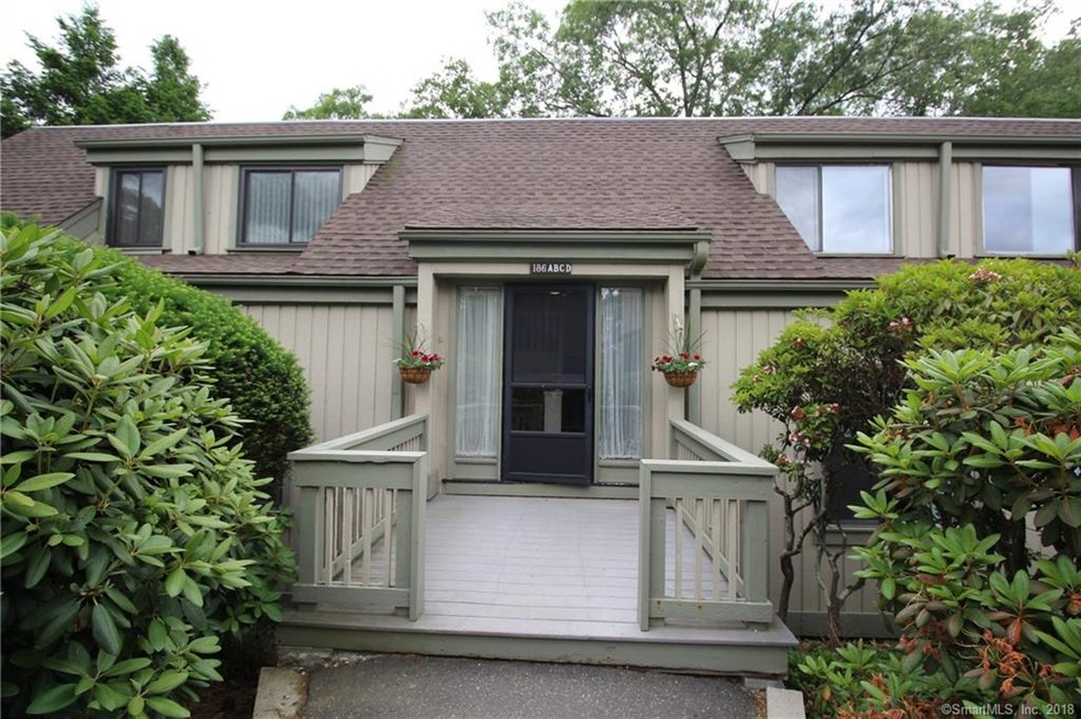 136 Woodvale Dr unit D, Southbury, CT 06488 - photo 1