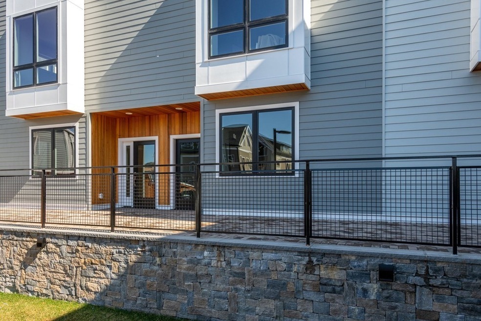 227 Cedar St unit 1, Somerville, MA 02145 - photo 1