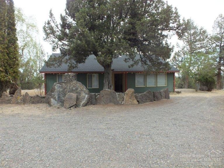 62740 Dixon Loop, Bend, OR 97701 - photo 1