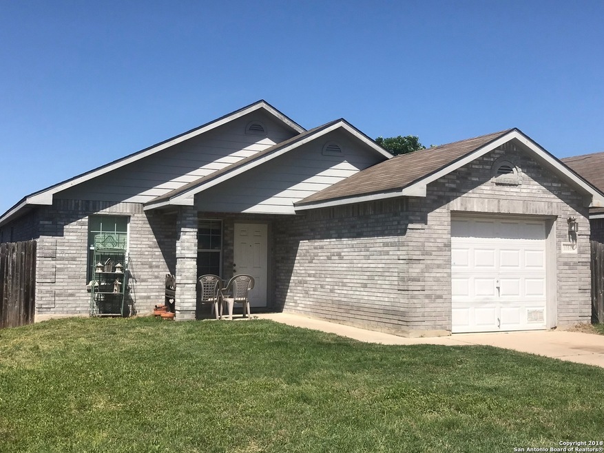 10647 S Shaenridge, San Antonio, TX 78254 - photo 1