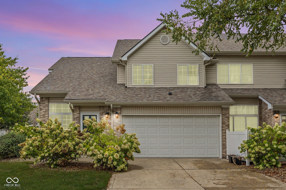 5838 Beacon Cove Way, Indianapolis, IN 46237 - photo 1