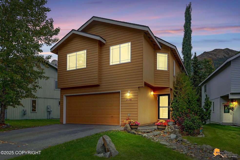 Coming Soon $429,900 • Co-Listing Agent