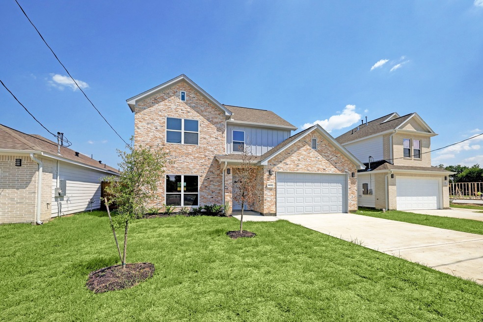 8201 James Franklin St, Houston, TX 77088 - photo 1