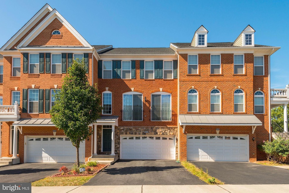 23239 Hanworth St, Ashburn, VA 20148 - photo 1