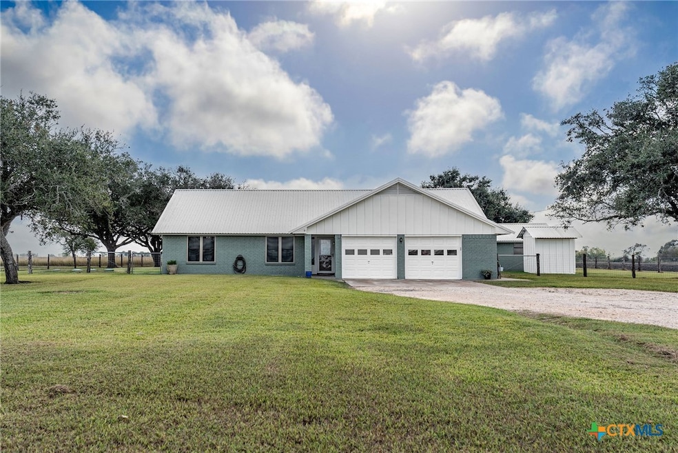 6859 State Highway 35 S, Port Lavaca, TX 77979 - photo 1