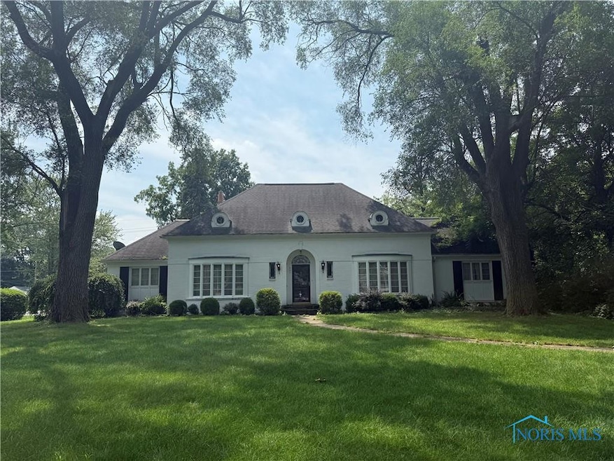 321 E Mcpherson Ave, Findlay, OH 45840 - photo 1