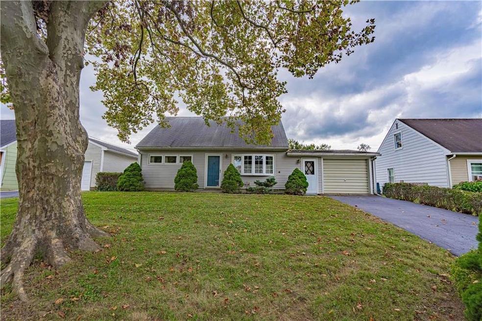 108 Wilden Dr, Easton, PA 18045 - photo 1