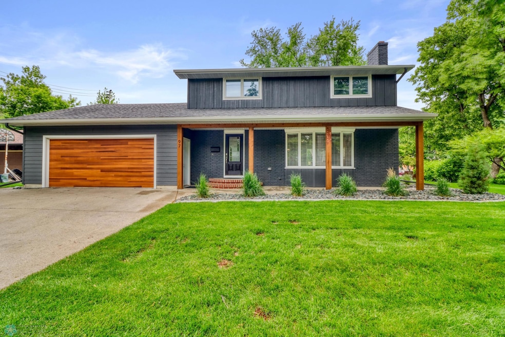 Sold • Co-Listing Agent