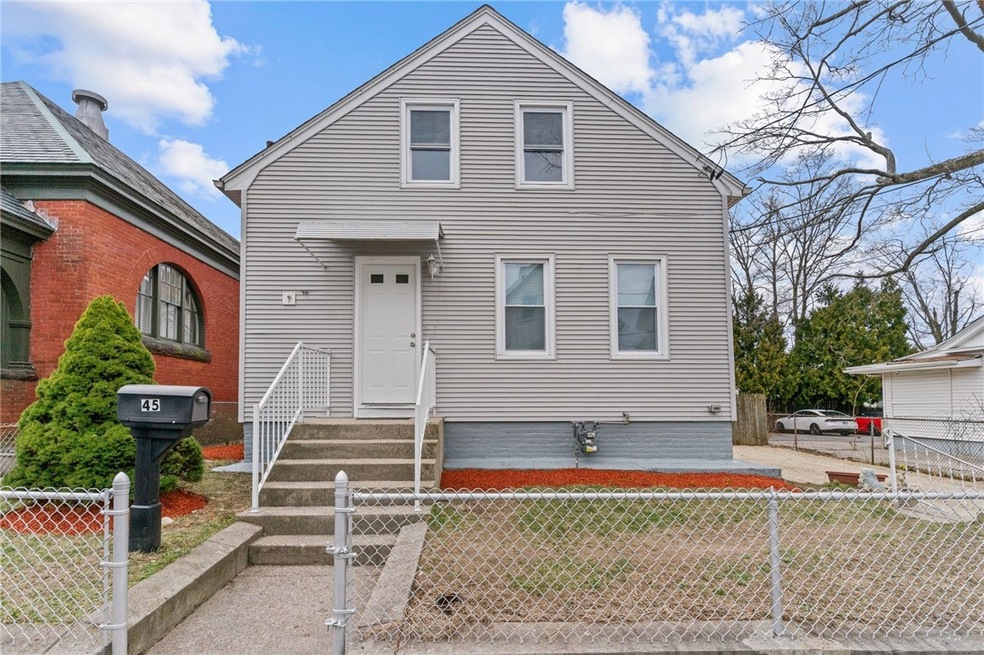 45 Mulberry St, Pawtucket, RI 02860 - photo 1