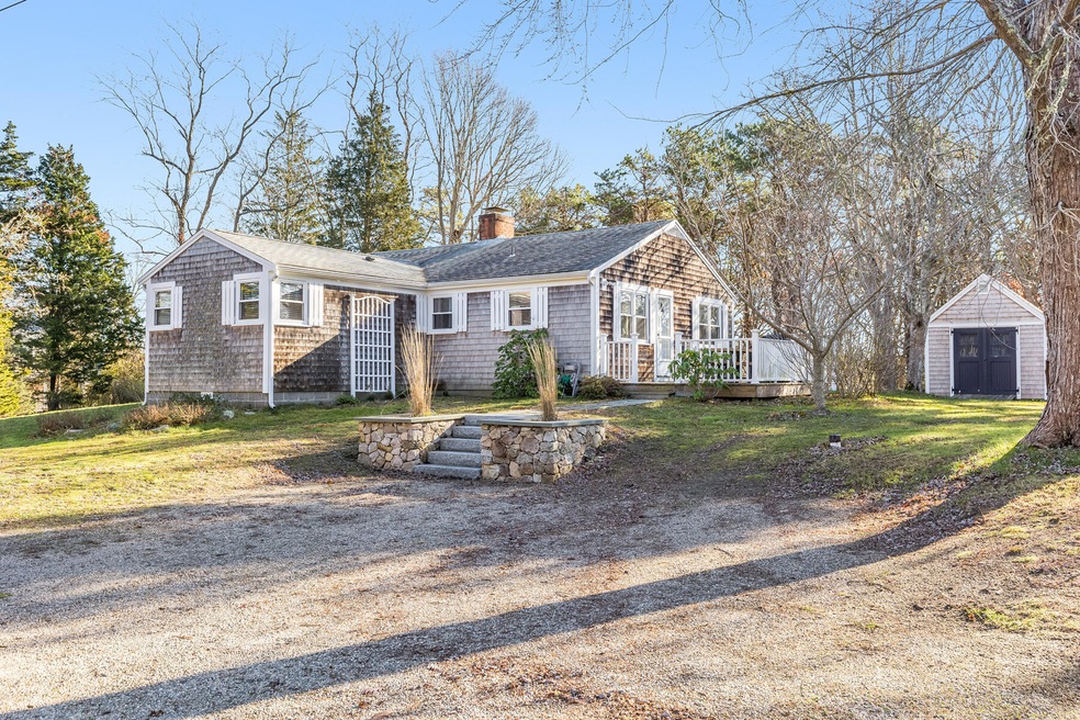 40 SEAVIEW RD EASTHAN MA
