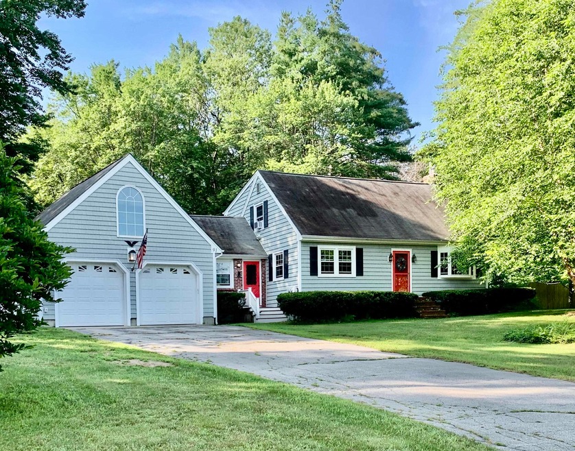 91 Carriage Ln, Contoocook, NH 03229 - photo 1