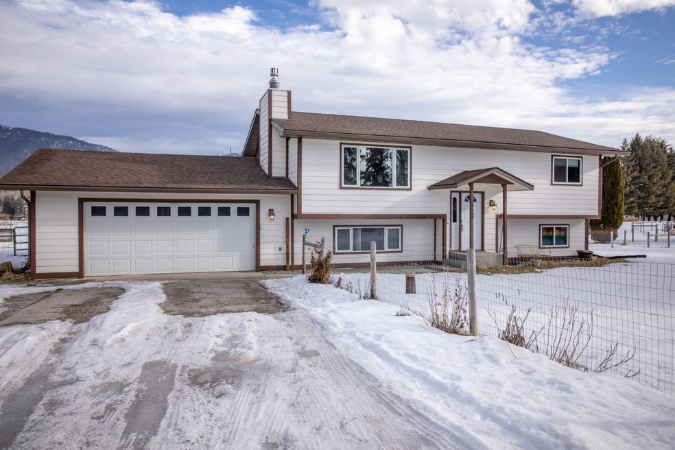 Carla Hardy - 01 Exterior 2