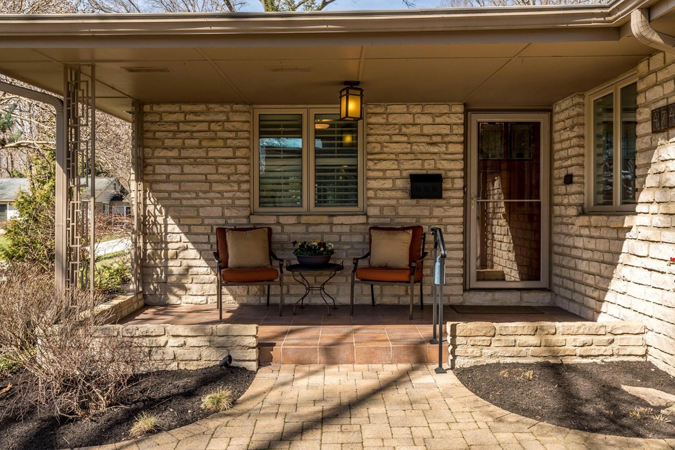 2019-04-03 4742 Scenic Dr 01