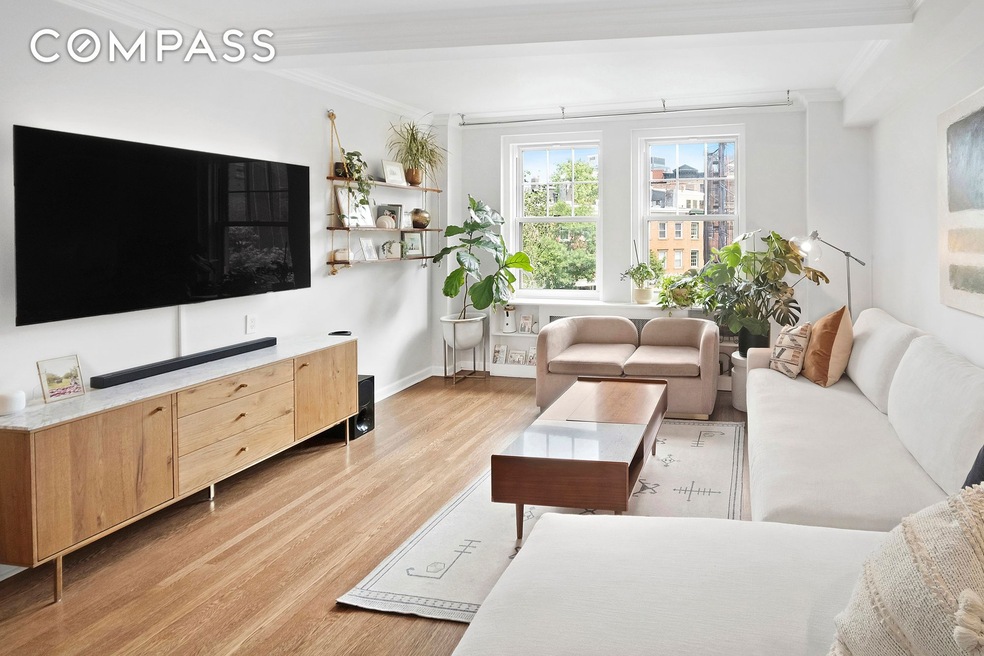 302 W 12th St unit 3A, New York, NY 10014 - photo 1