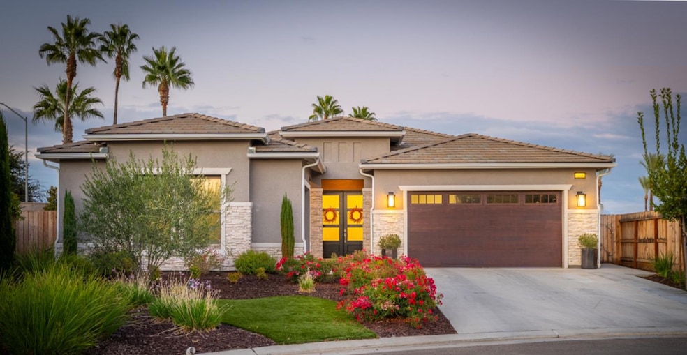 1206 E Via Palmi Dr, Fresno, CA 93730 - photo 1