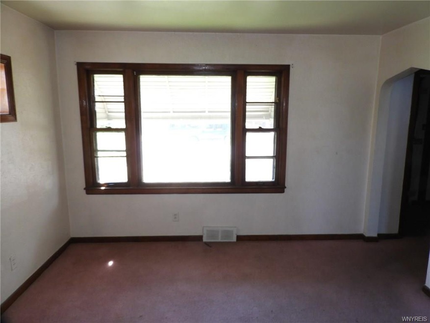 827 16th St, Niagara Falls, NY 14301 - photo 1