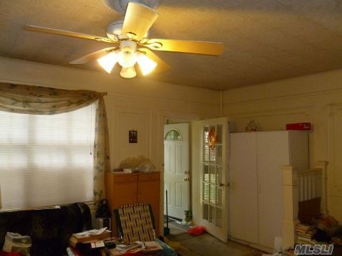 82-74 167th St, Jamaica, NY 11432 - photo 1