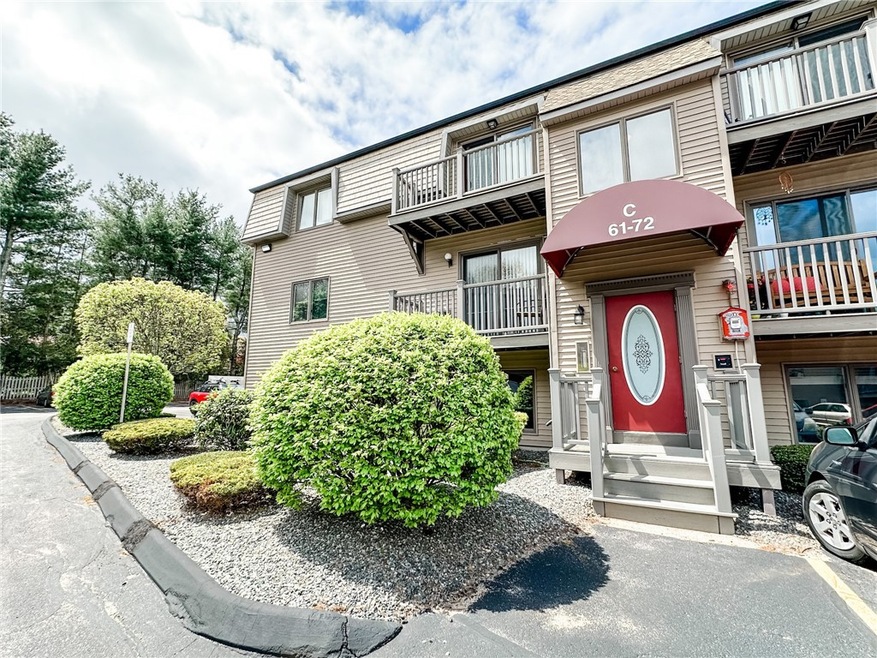 66 Village Ct, West Warwick, RI 02893 - photo 1