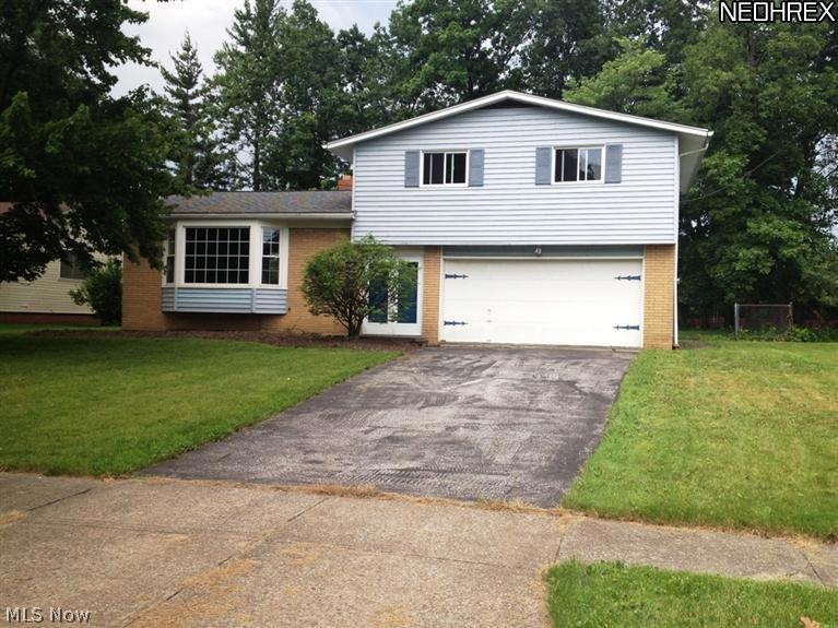 22140 Sandalwood Rd, Bedford, OH 44146 - photo 1