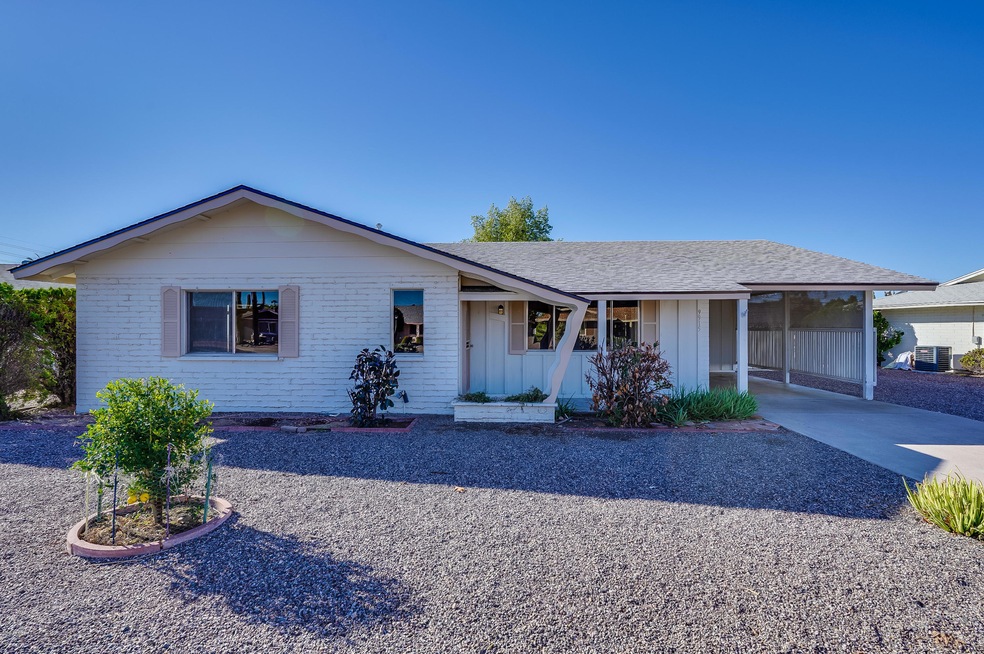 9915 W Pinehurst Dr, Sun City, AZ 85351 - photo 1